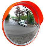 Зеркала дорожные с защитным козырьком